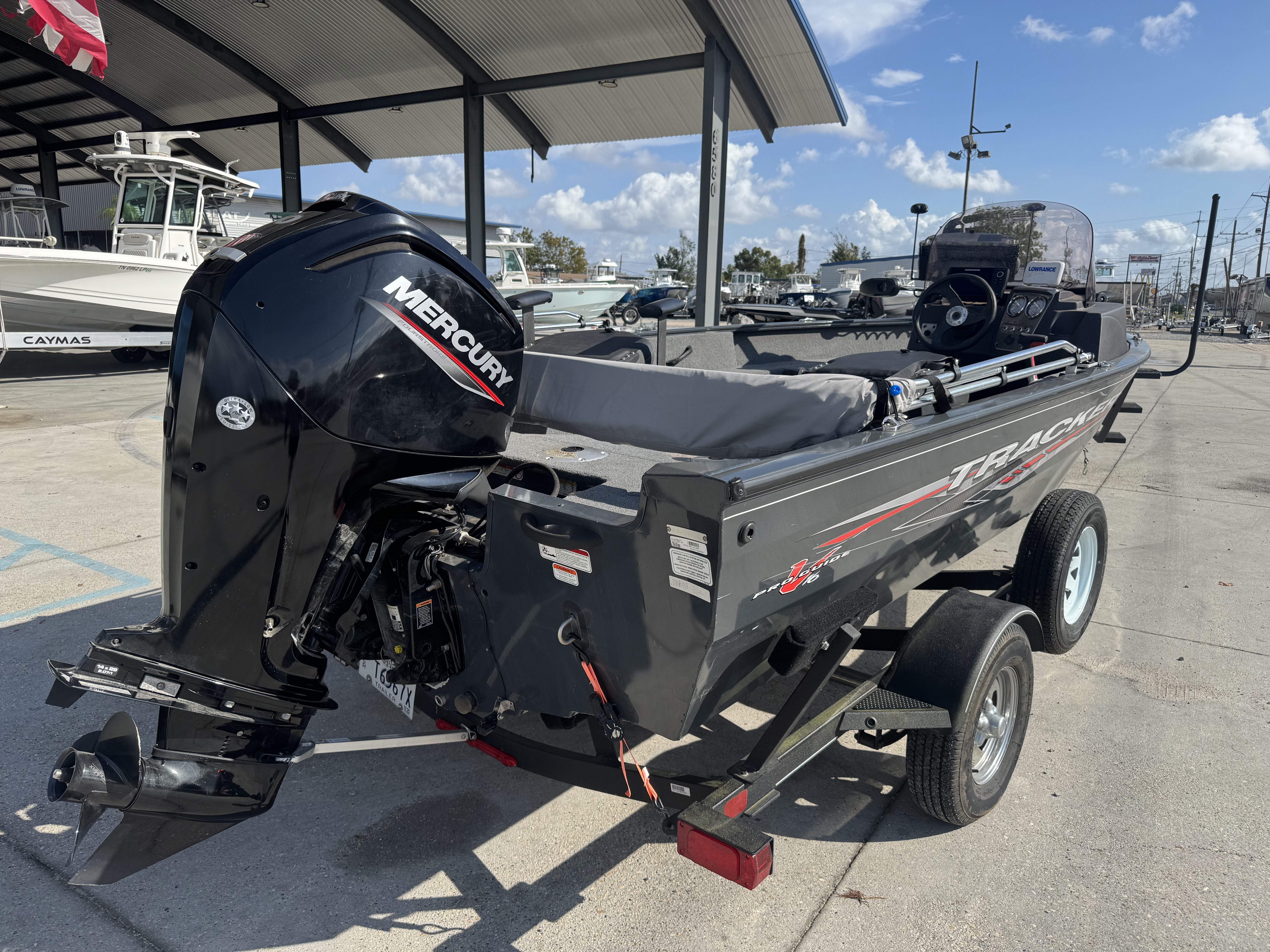 2021 Tracker Pro Guide V-16 SC - 11