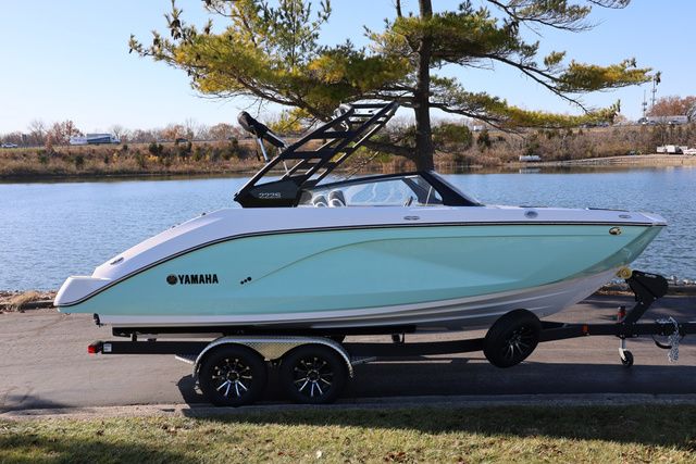 2026 Yamaha Boats 222S - 17