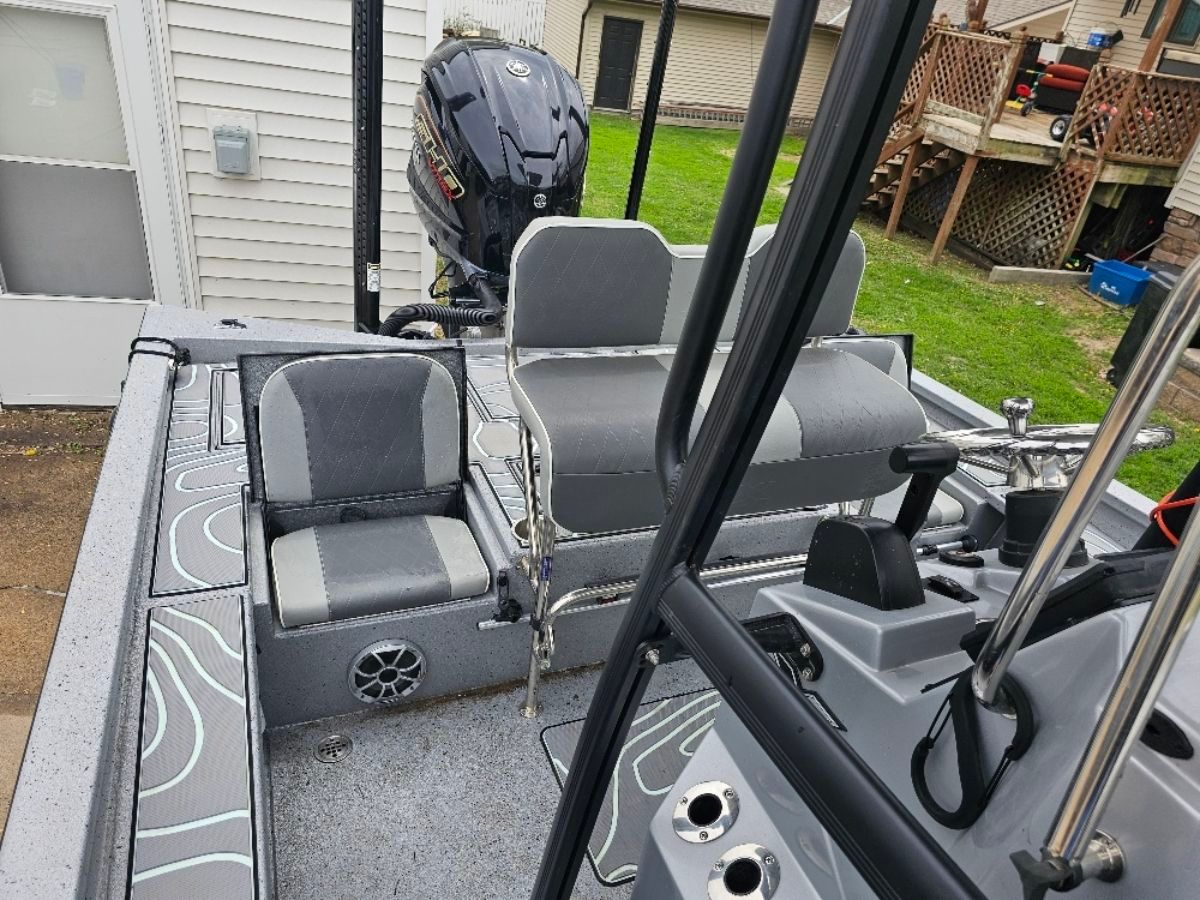 2024 Xpress X23B Bay Lounge - 7