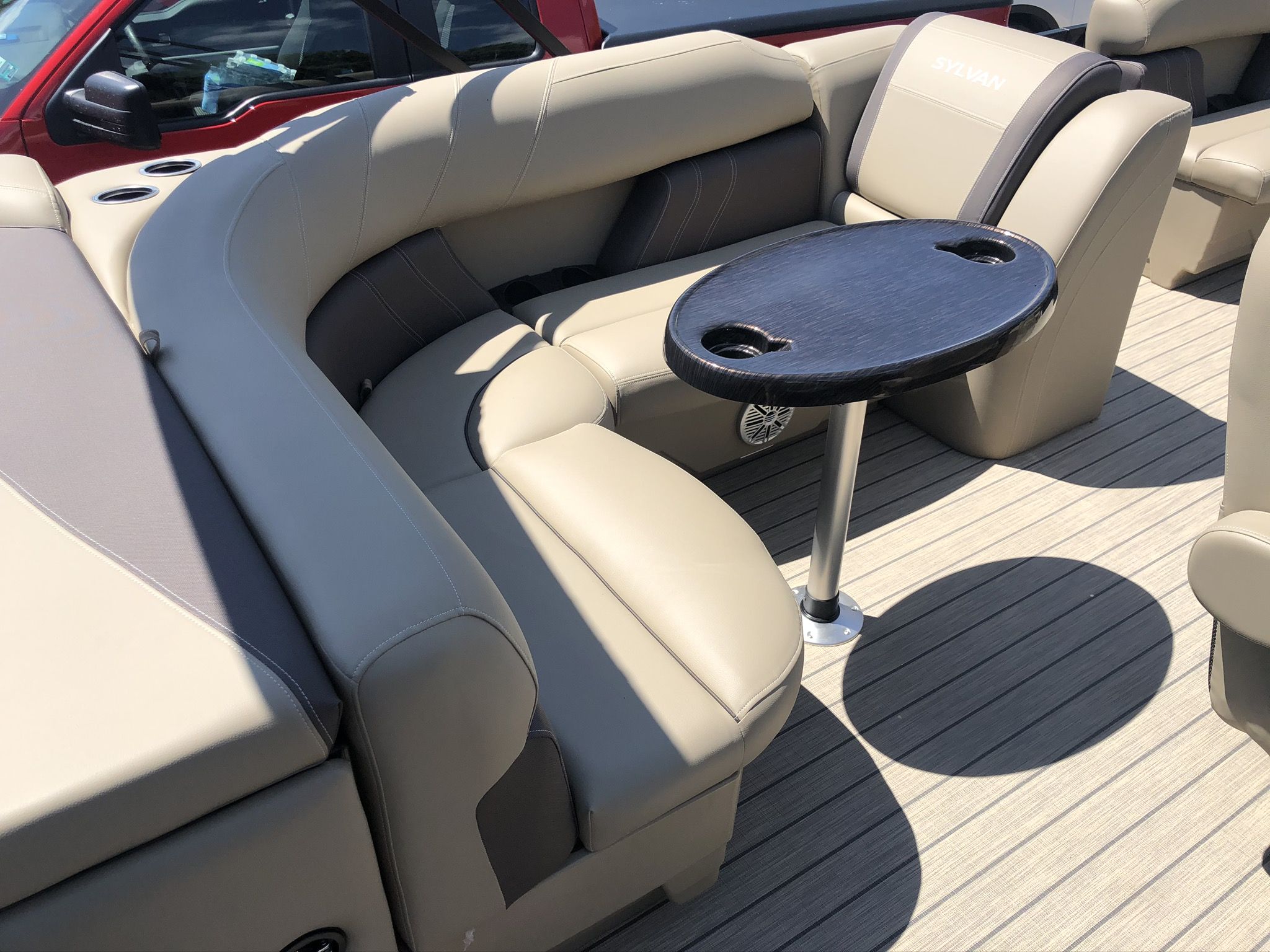 2026 Sylvan Mirage 8520 Cruise - 11
