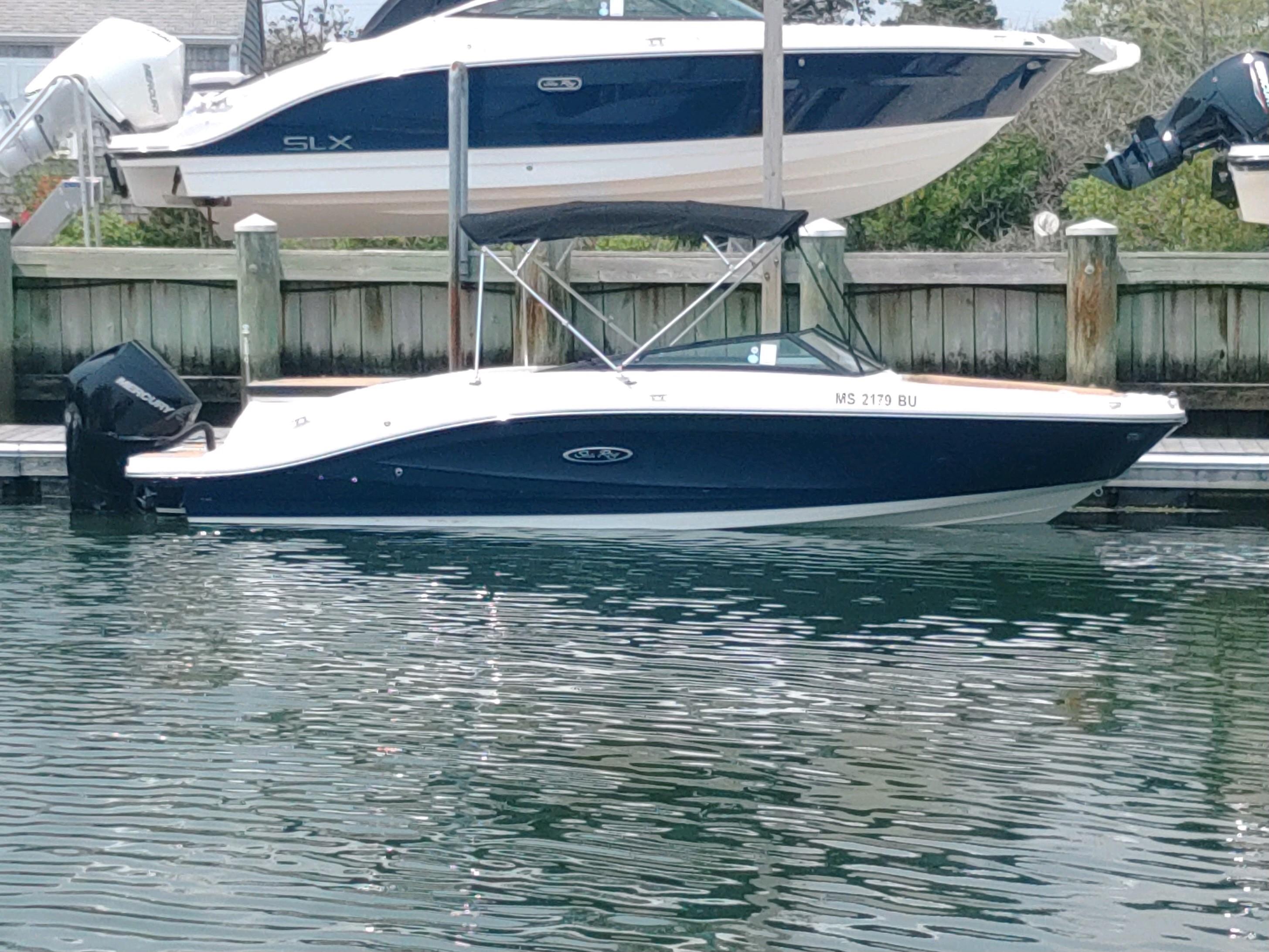 2023 Sea Ray SPX 230 Outboard - 2