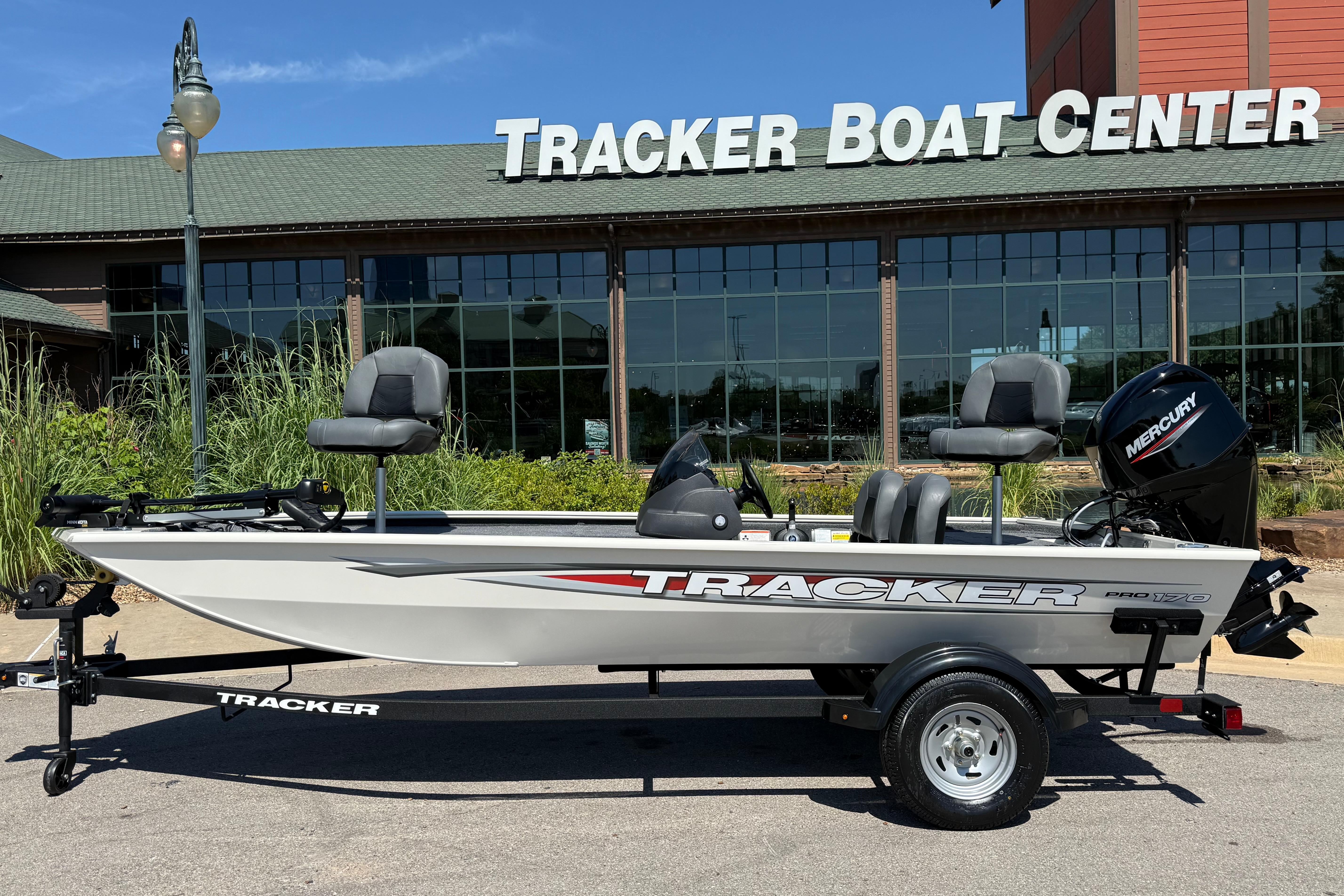 2026 Tracker Pro 170