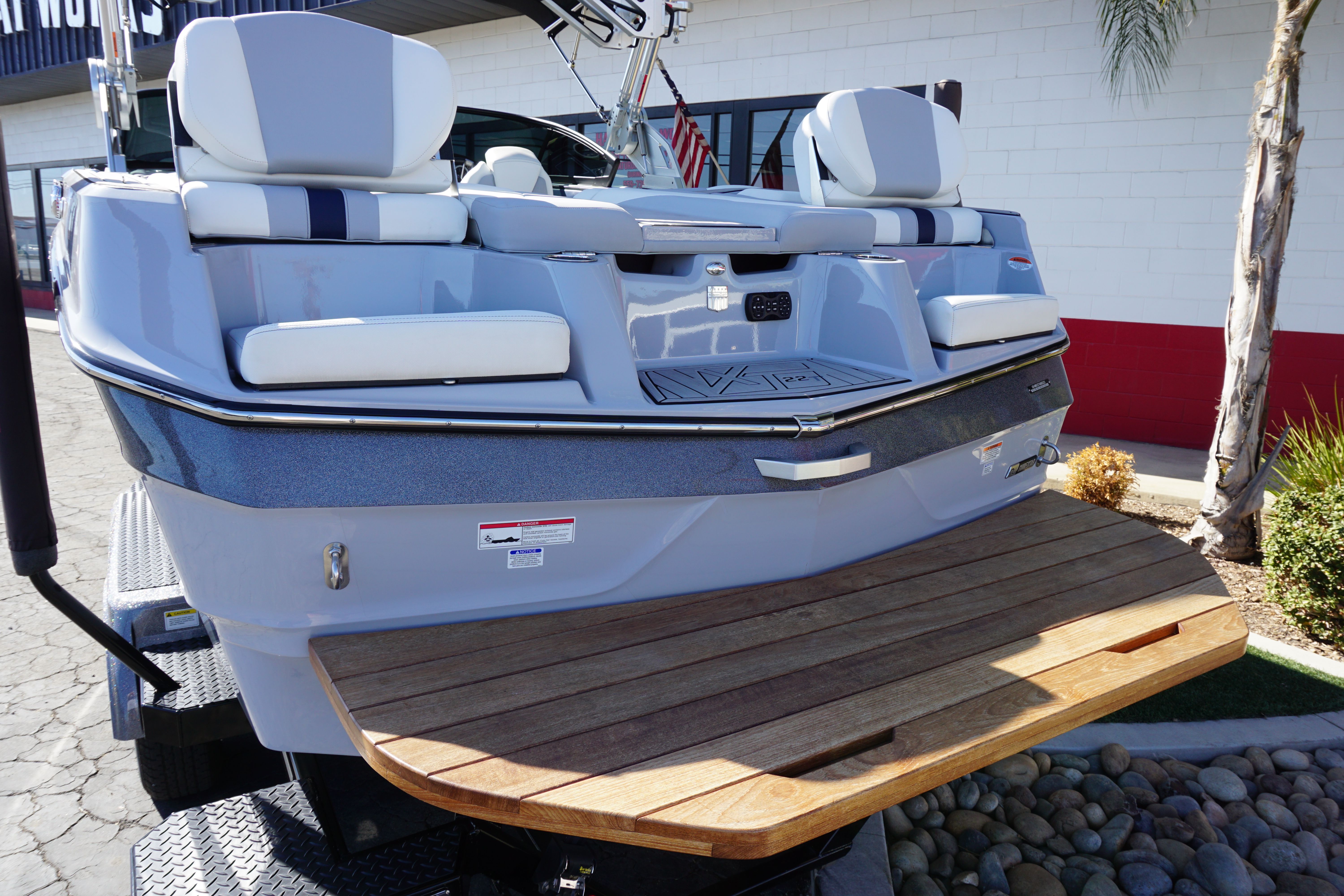 2023 MasterCraft XT22 T - 6
