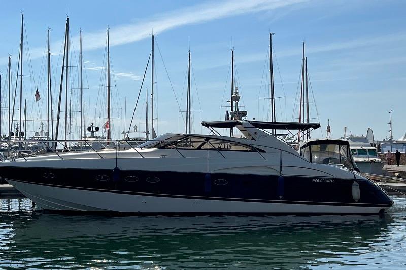 2002 Princess V50