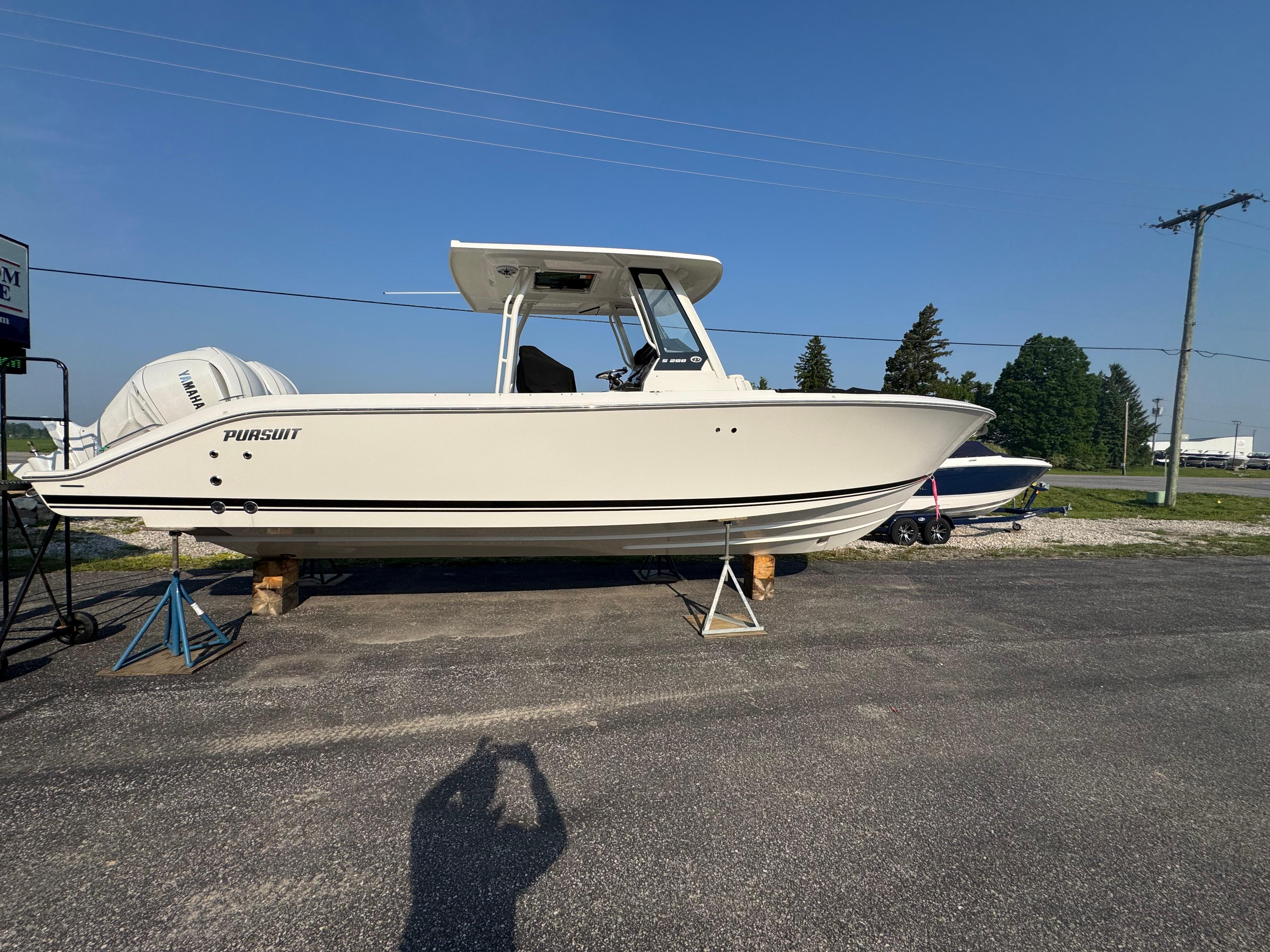 2025 Pursuit S 288 Sport