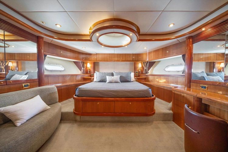 2005 Sunseeker 82 Yacht - Image 28