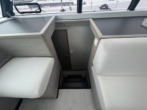 Salon Steps to Starboard Cabins