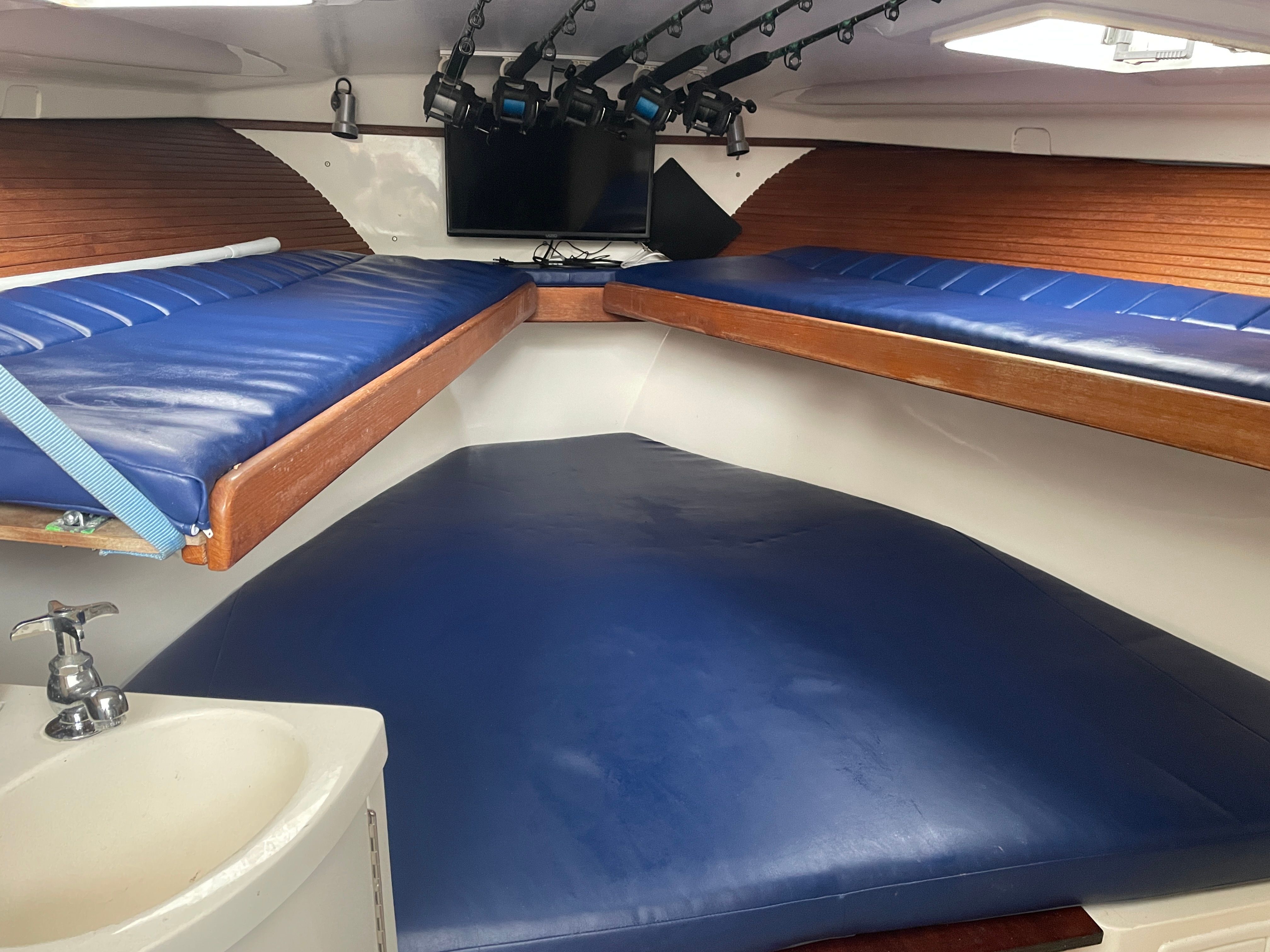 1993 Luhrs 250 Open - 10