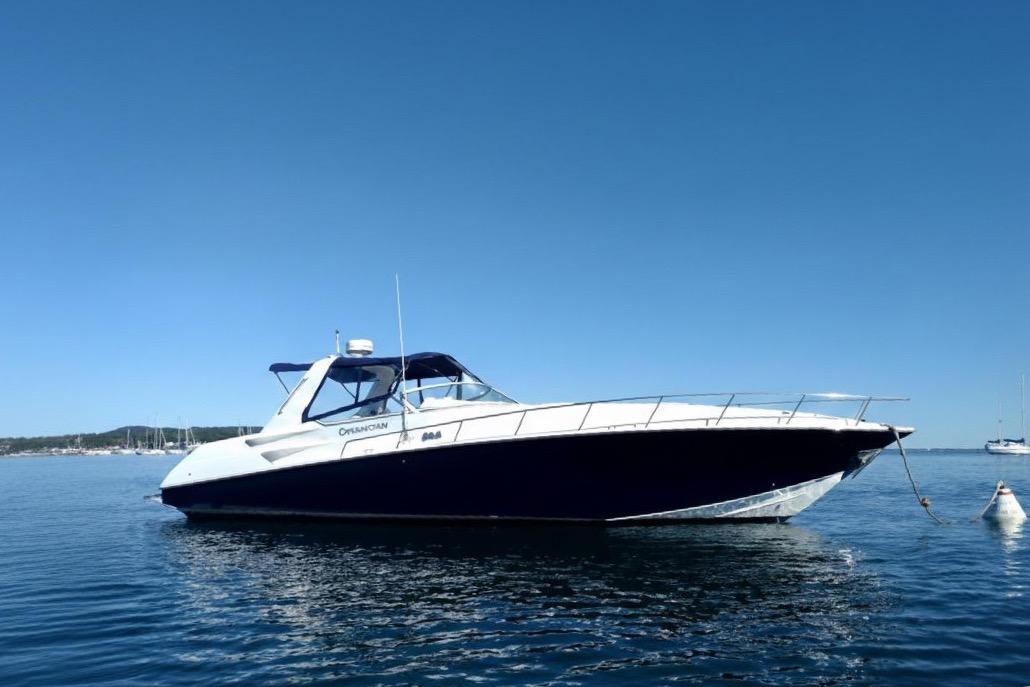 2009 Fountain 38 Express Cruiser