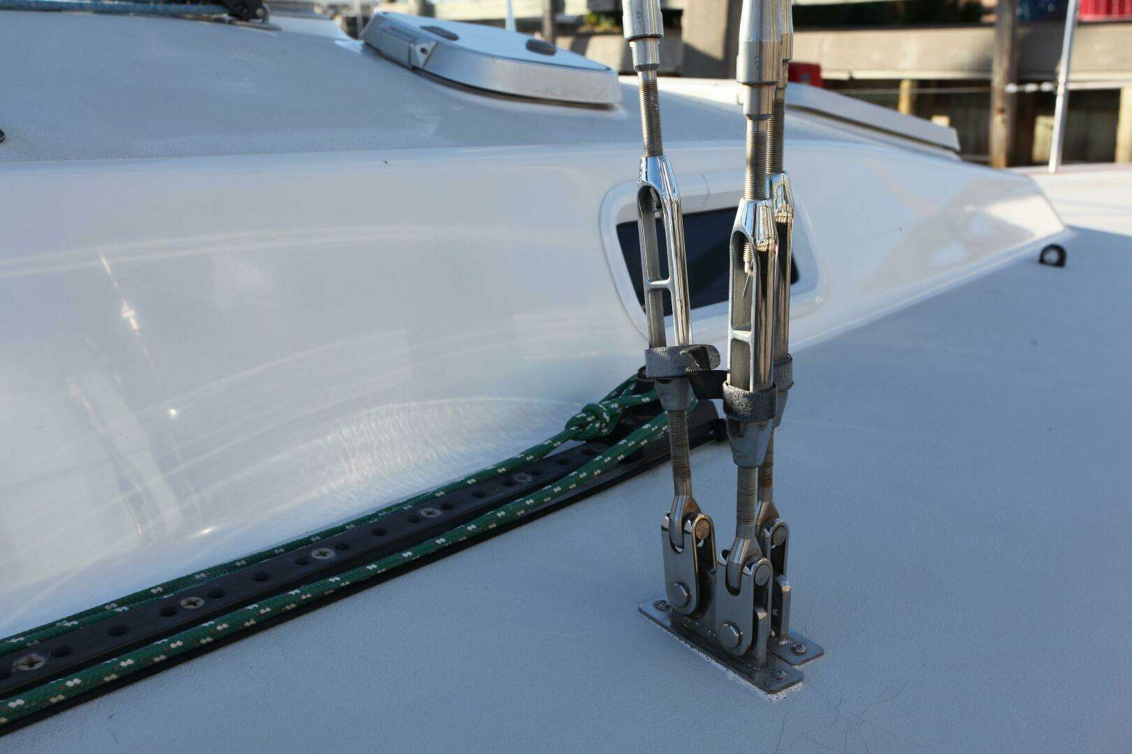 1996 J Boats 120 - Image 28