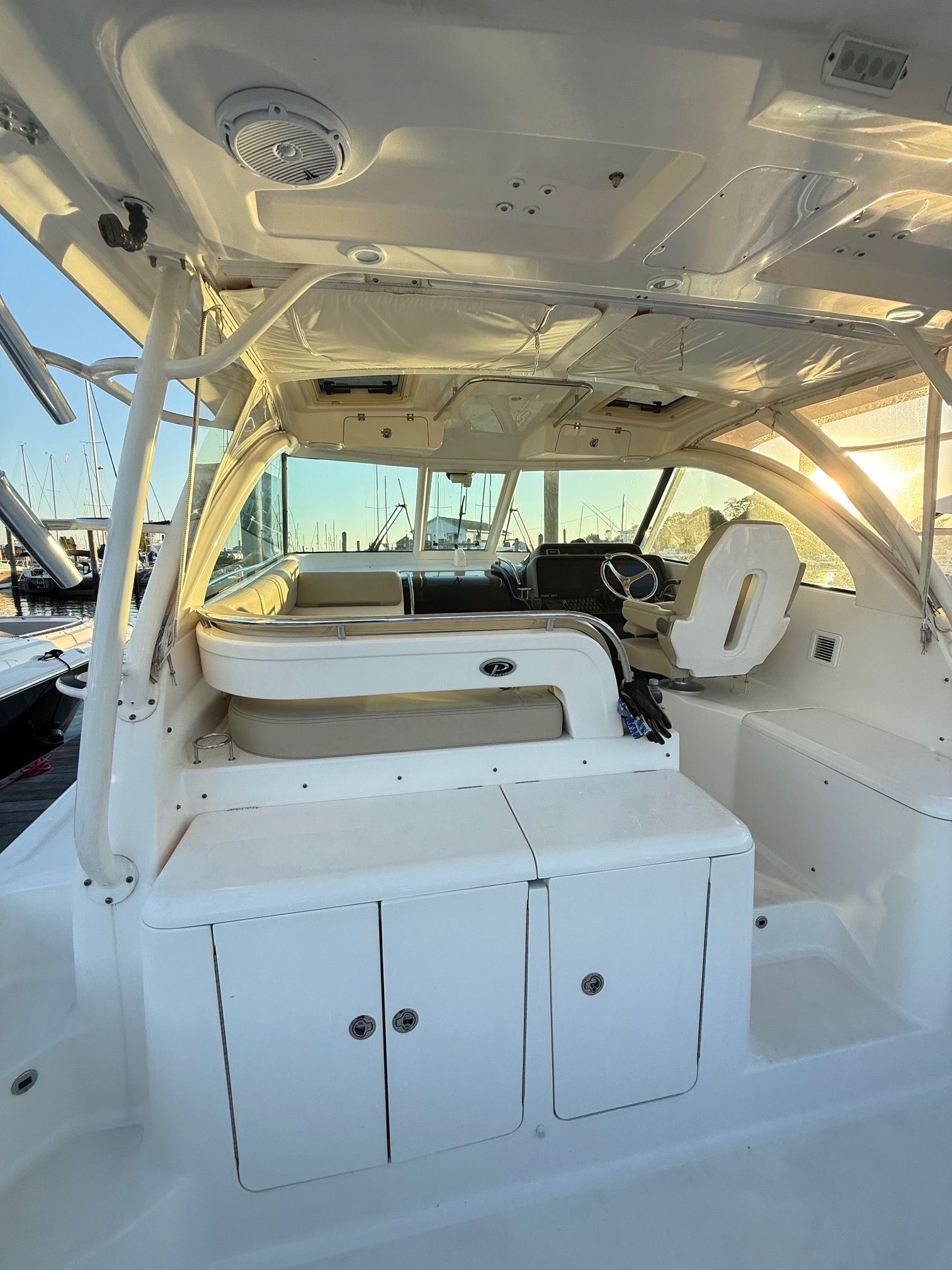2017 Pursuit OS 385 Offshore - 4