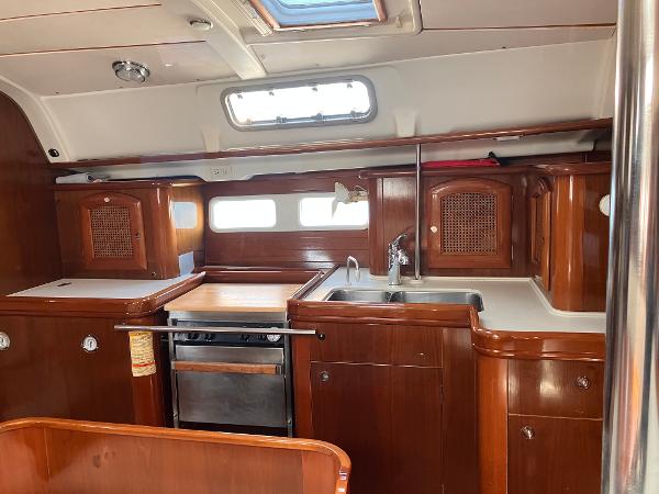 1998 Beneteau America Oceanis 411 - 13