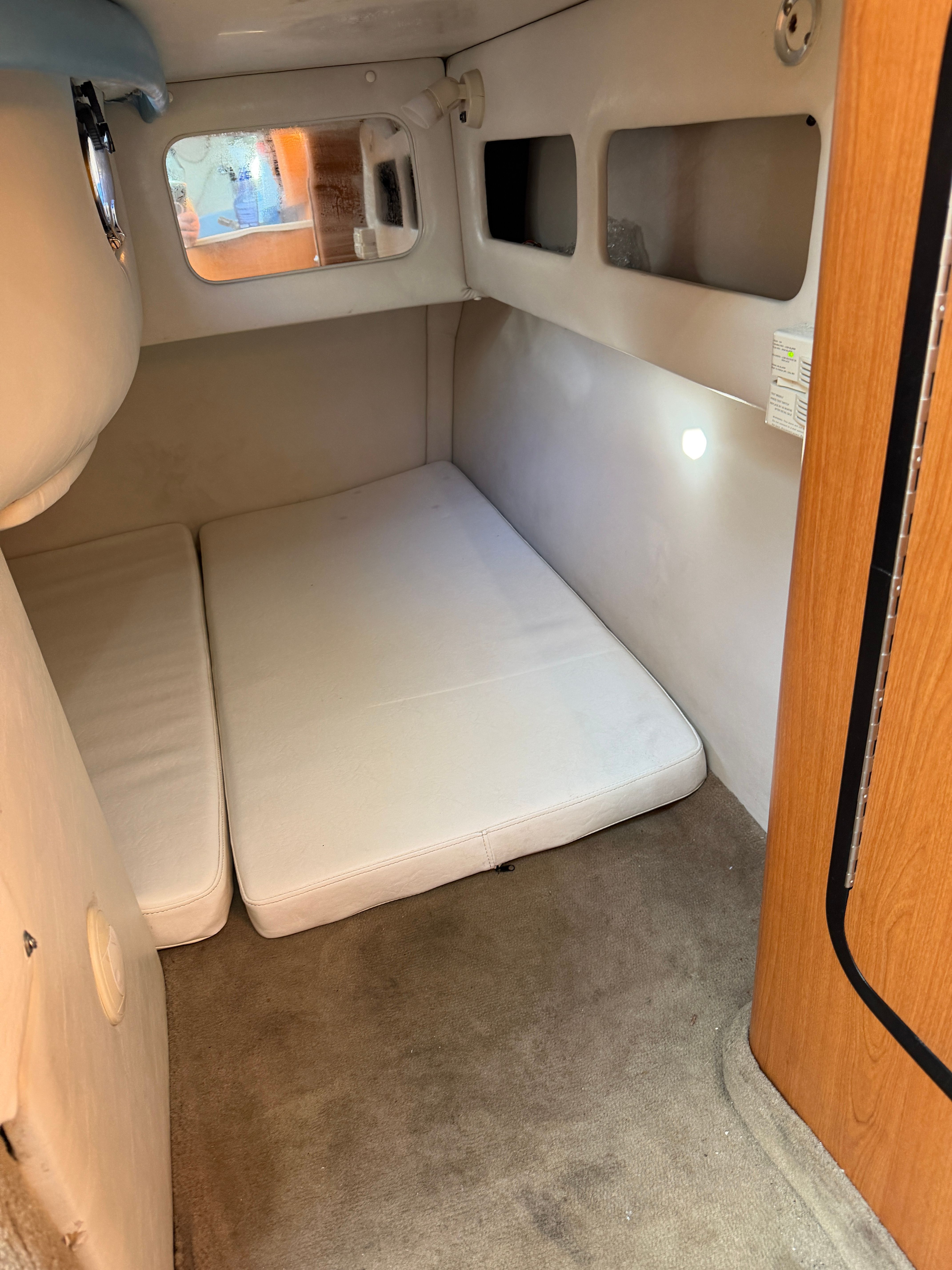 2006 Crownline 270 CR - 21