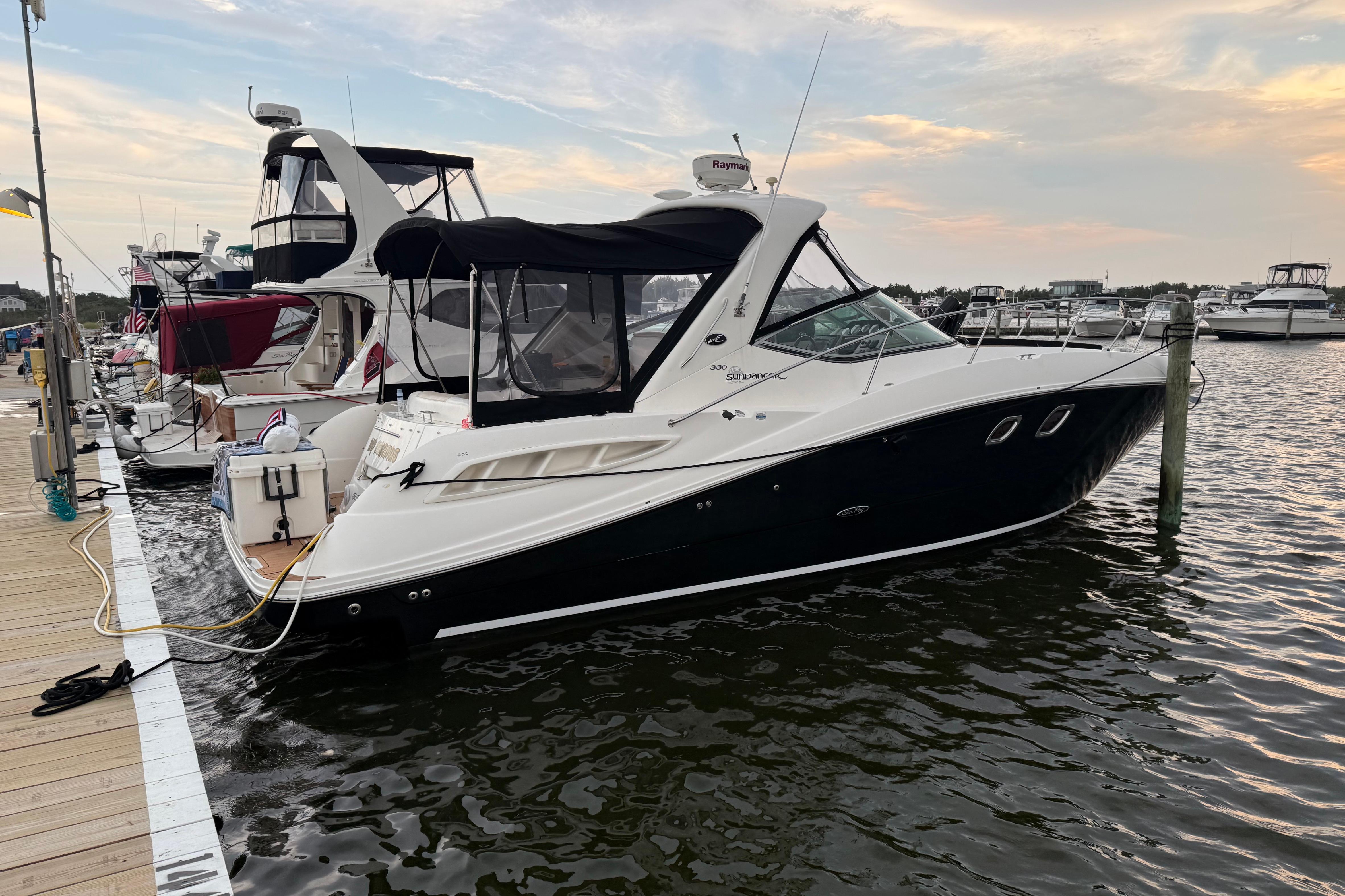 2008 Sea Ray Sundancer 330
