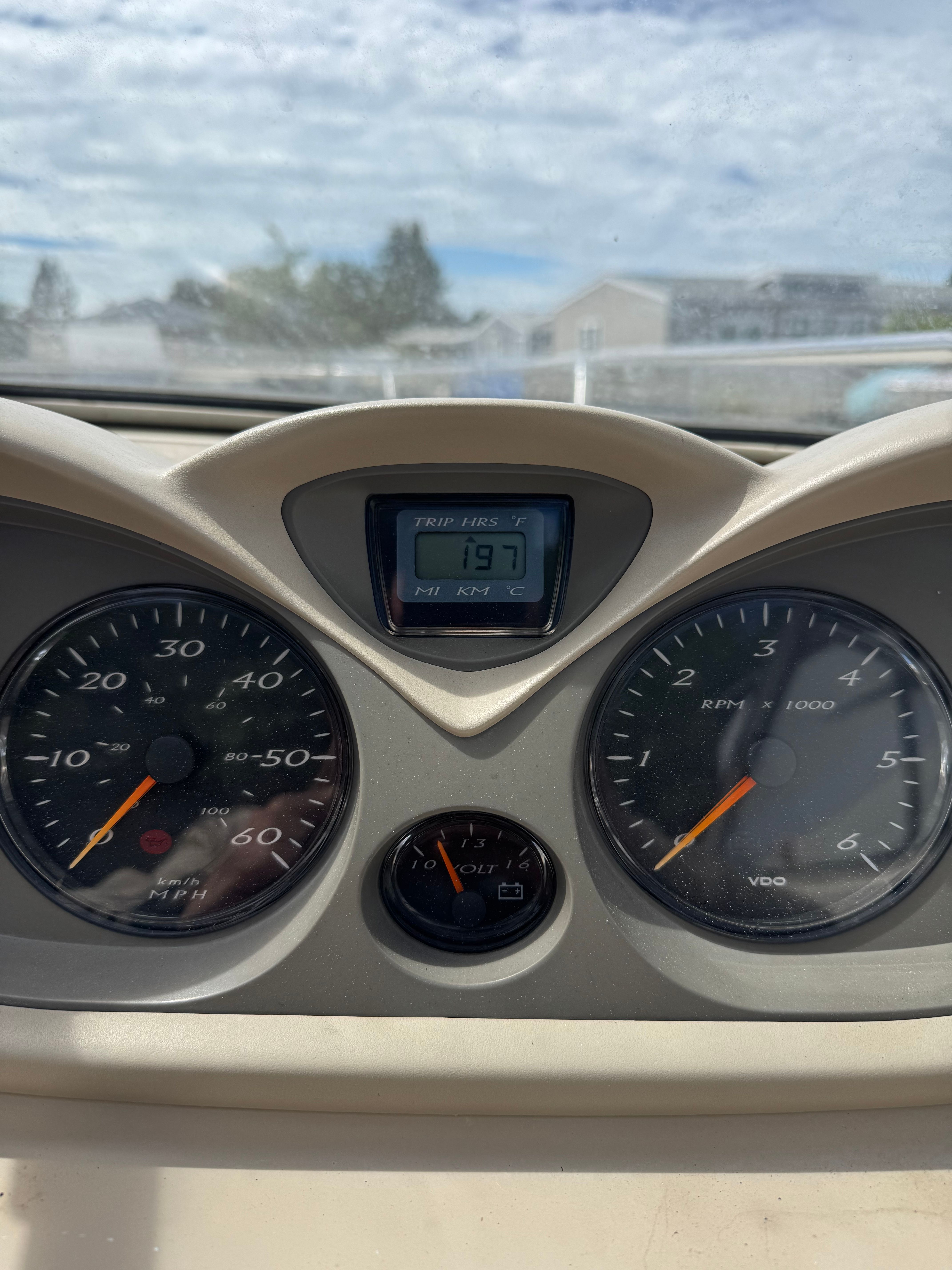 2002 Bayliner 212 Capri - 12