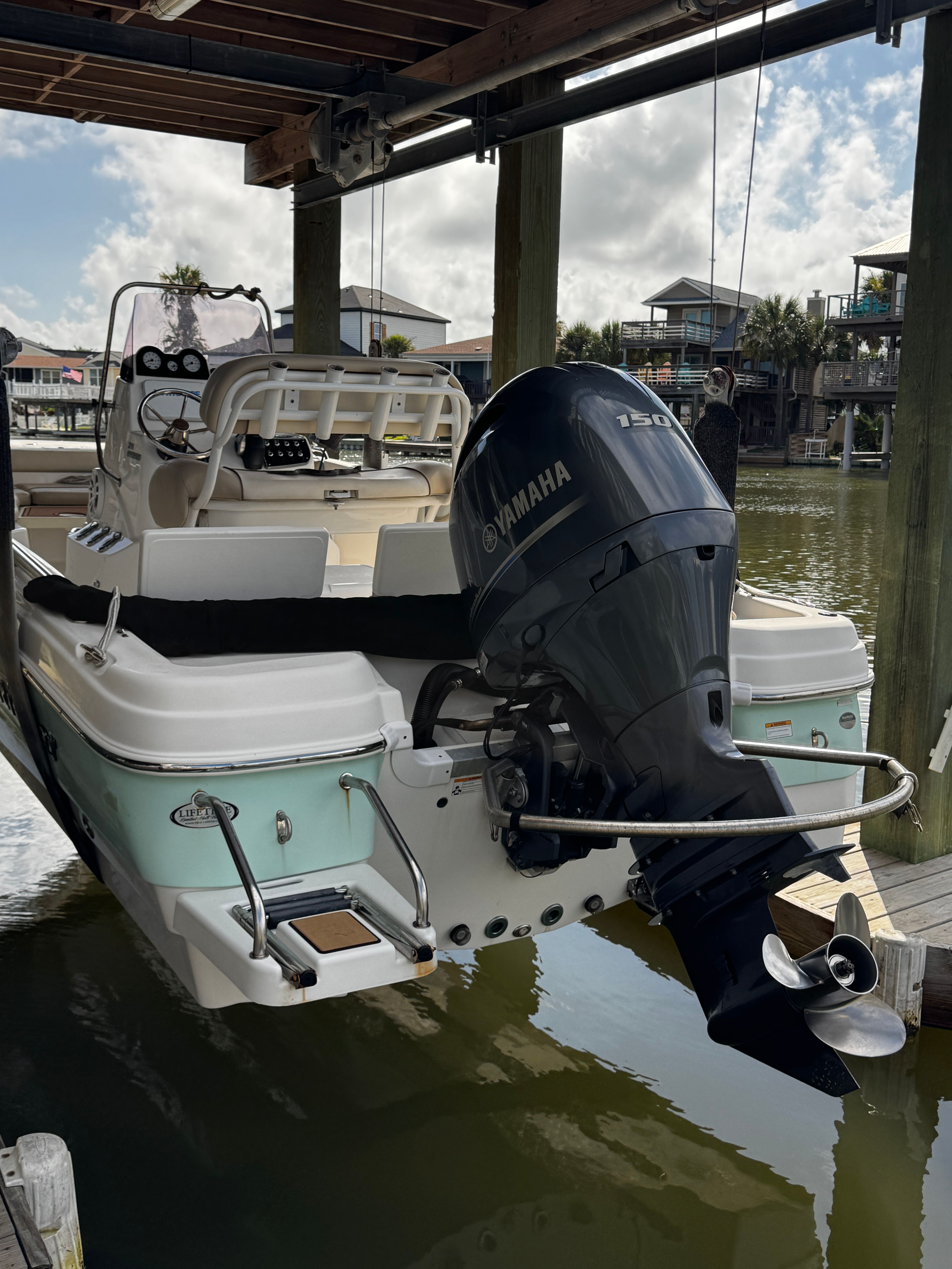2021 NauticStar 211 Hybrid - 8