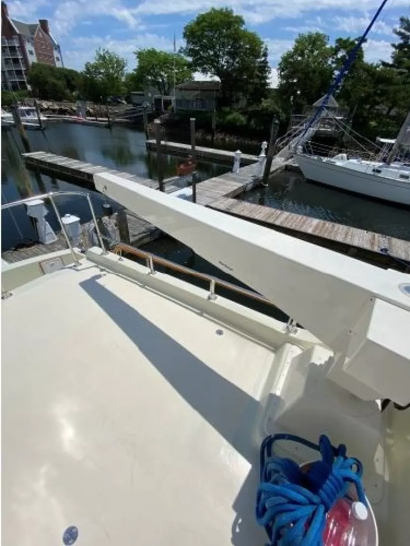 1983 Tollycraft Aft Cabin - Image 14