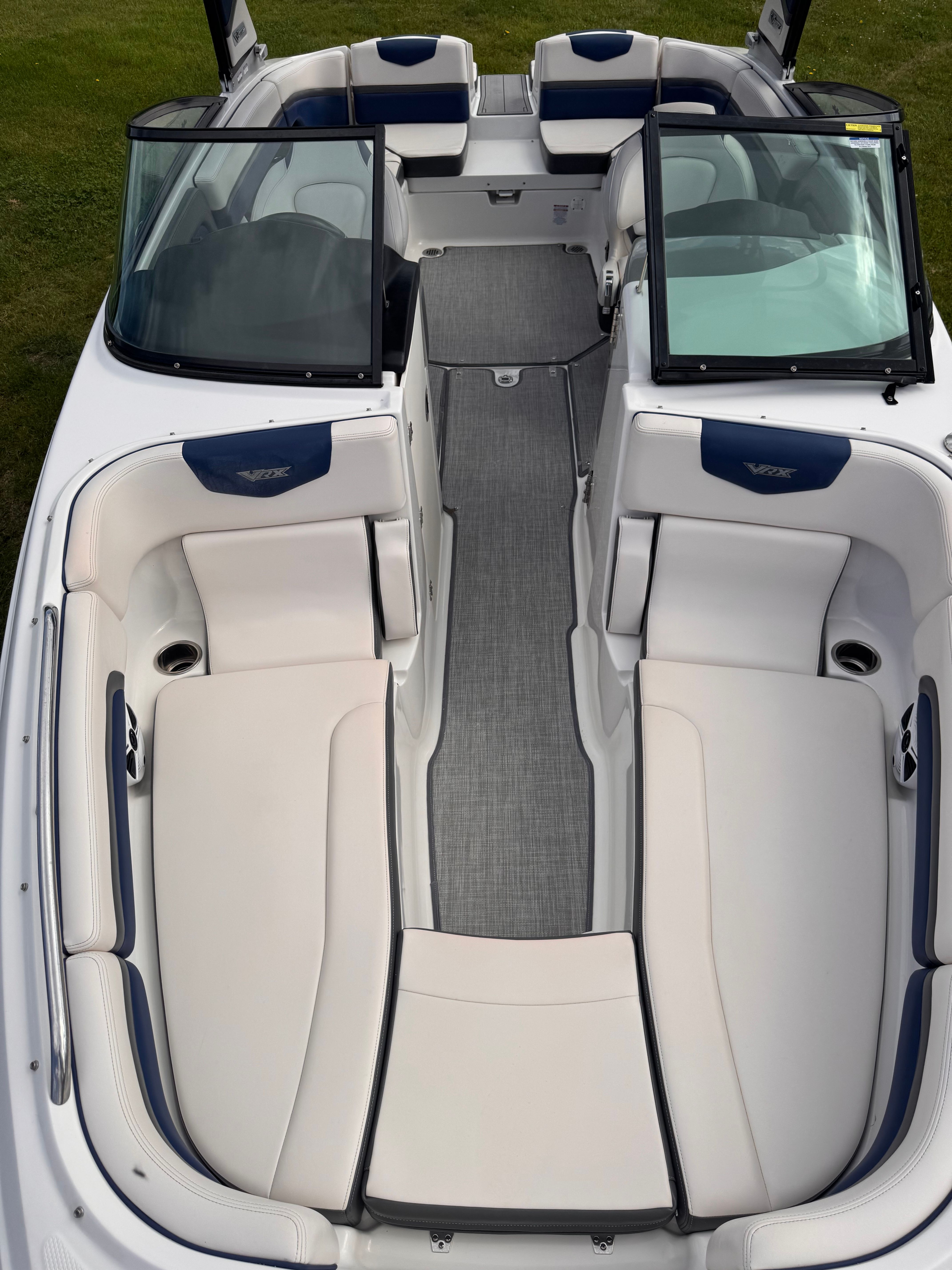 2018 Chaparral Vortex 2430 VRX - 9