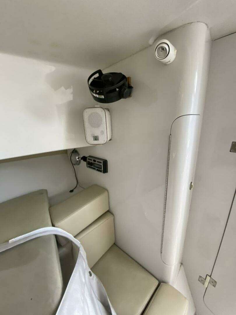 1997 Intrepid 339wa - Image 26