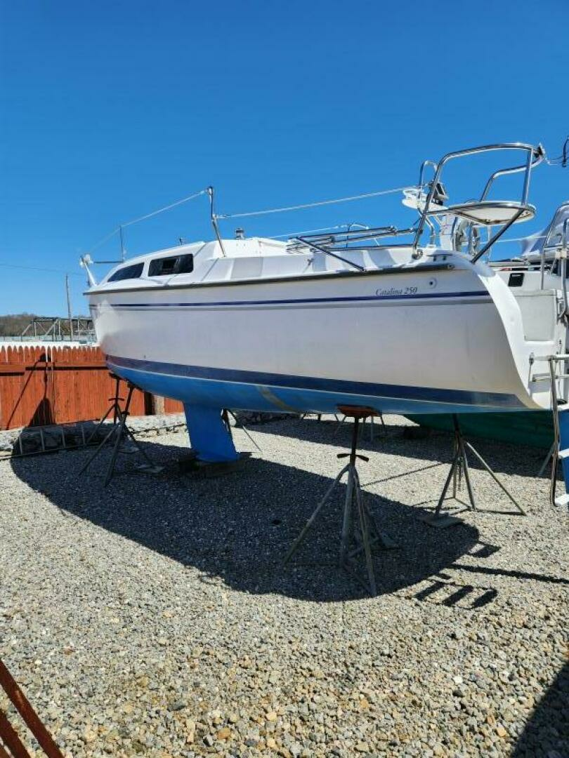 2006 Catalina 250 mk2 - Image 10