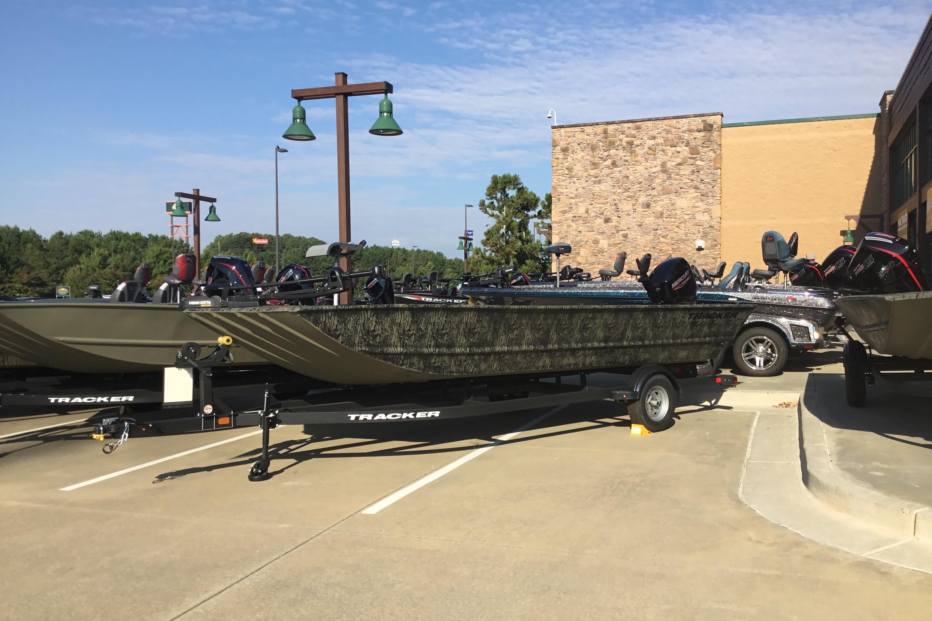 2025 Tracker Grizzly 2072 Utility