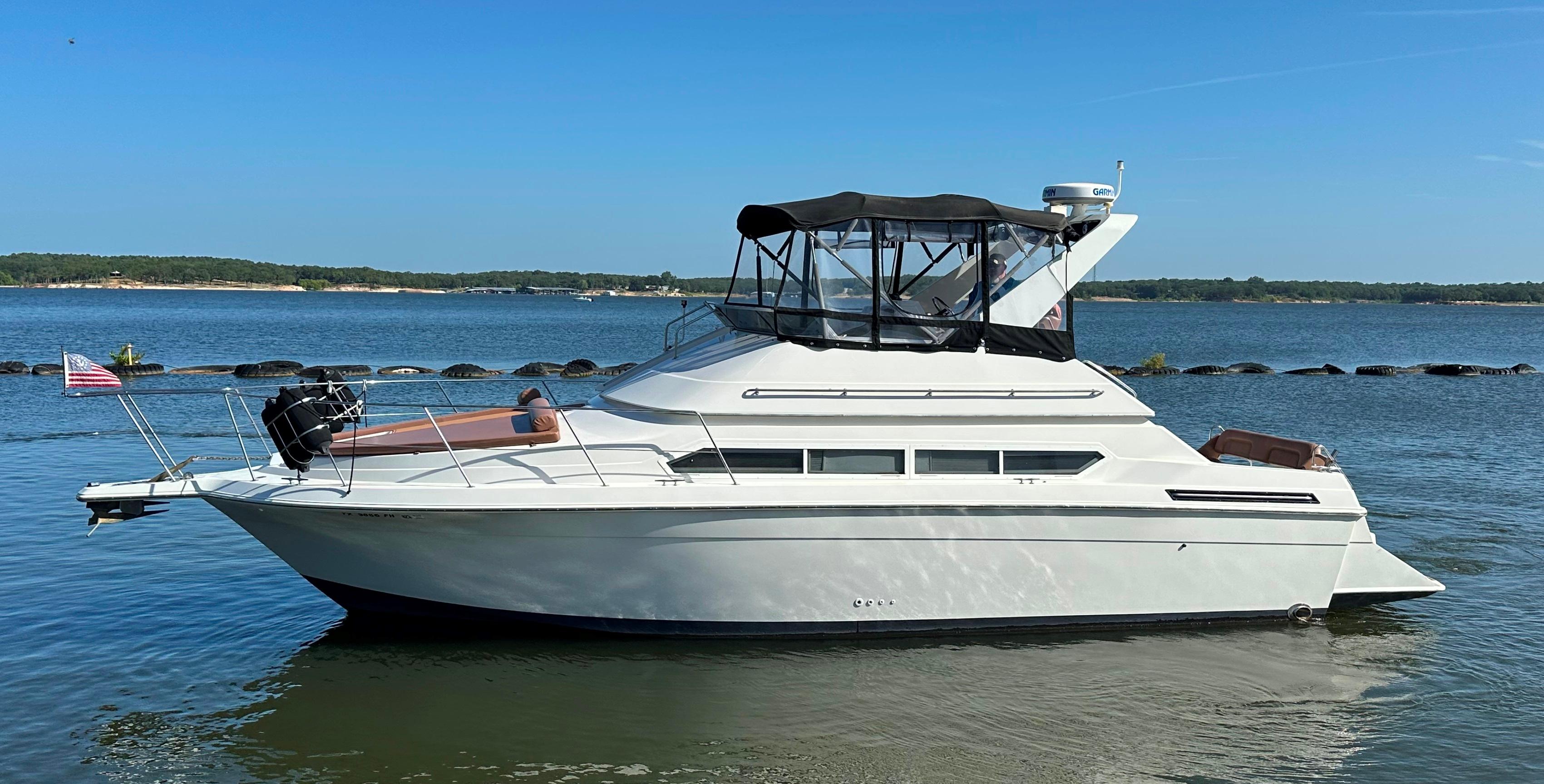 1996 Carver 38 Santego