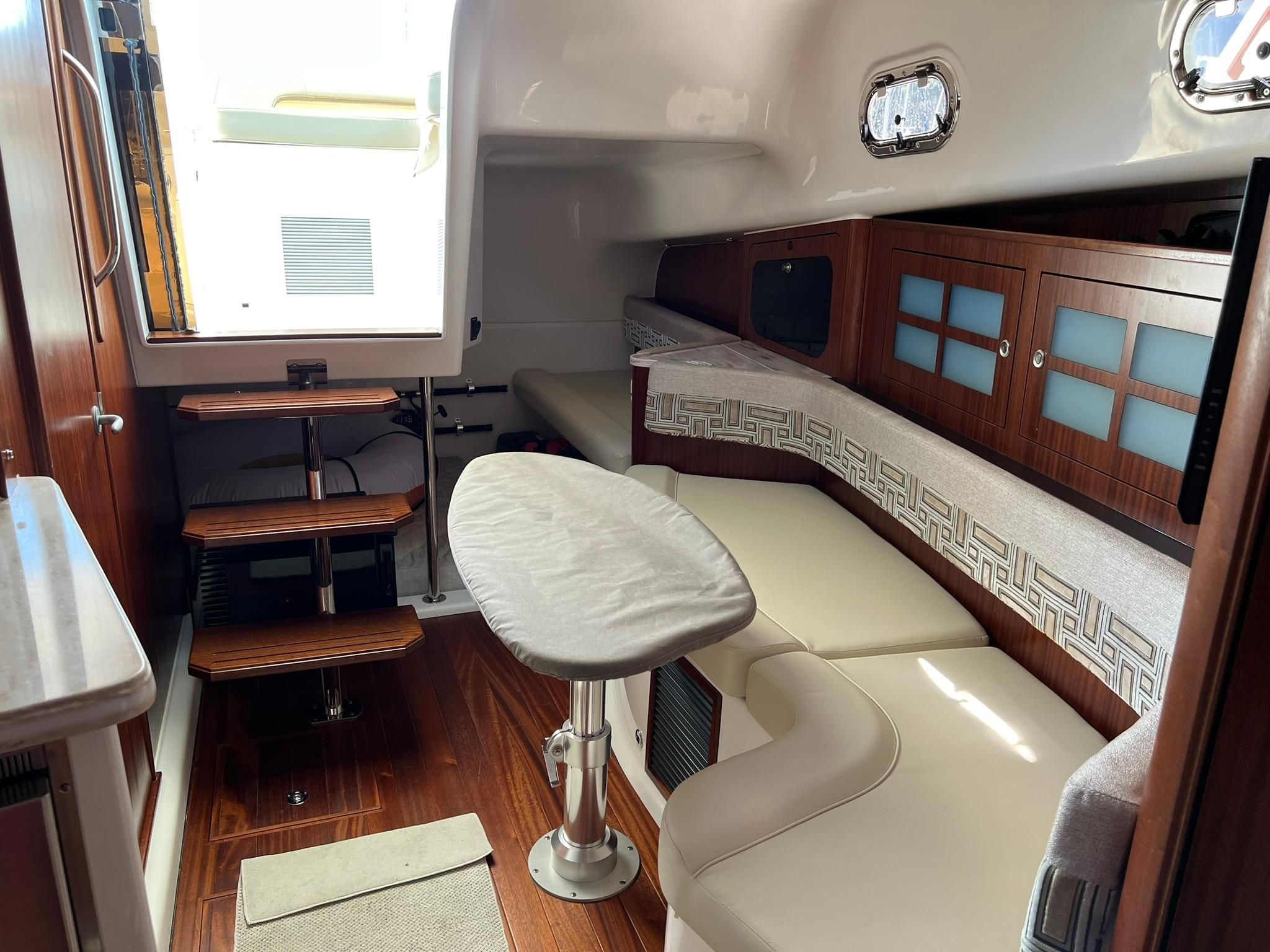 2021 Pursuit OS 385 Offshore - 11