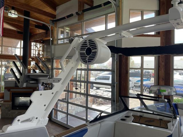 2023 ATX Surf Boats 24 Type-S - 11