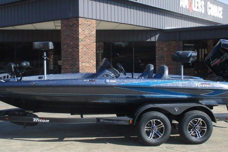 2026 Triton 18 TrX