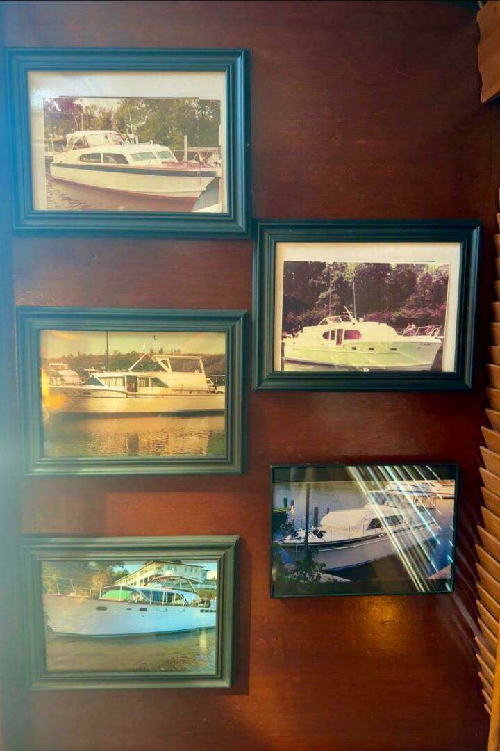 1960 Chris-Craft 45 Constellation - Image 14