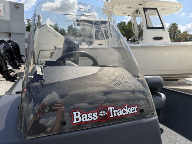 2026 Tracker Bass Tracker Classic XL - 16