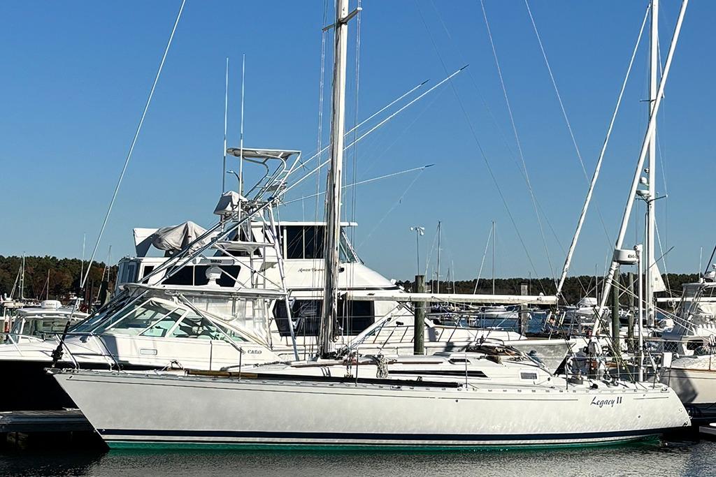 1986 Beneteau First 42
