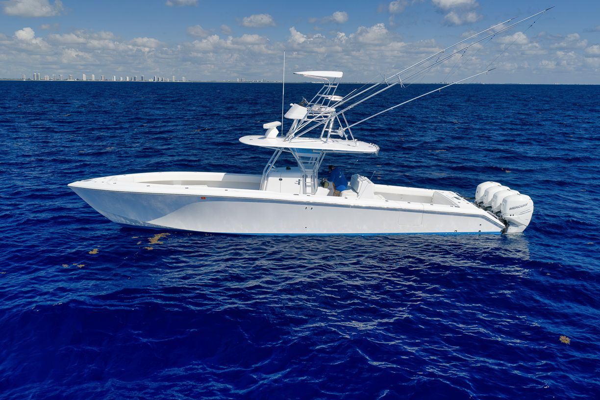 2017 Bahama 41