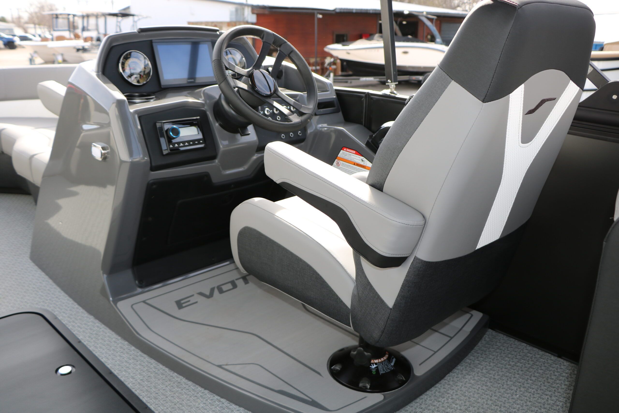 2026 Evotti 521 QL Tri Toon - 35