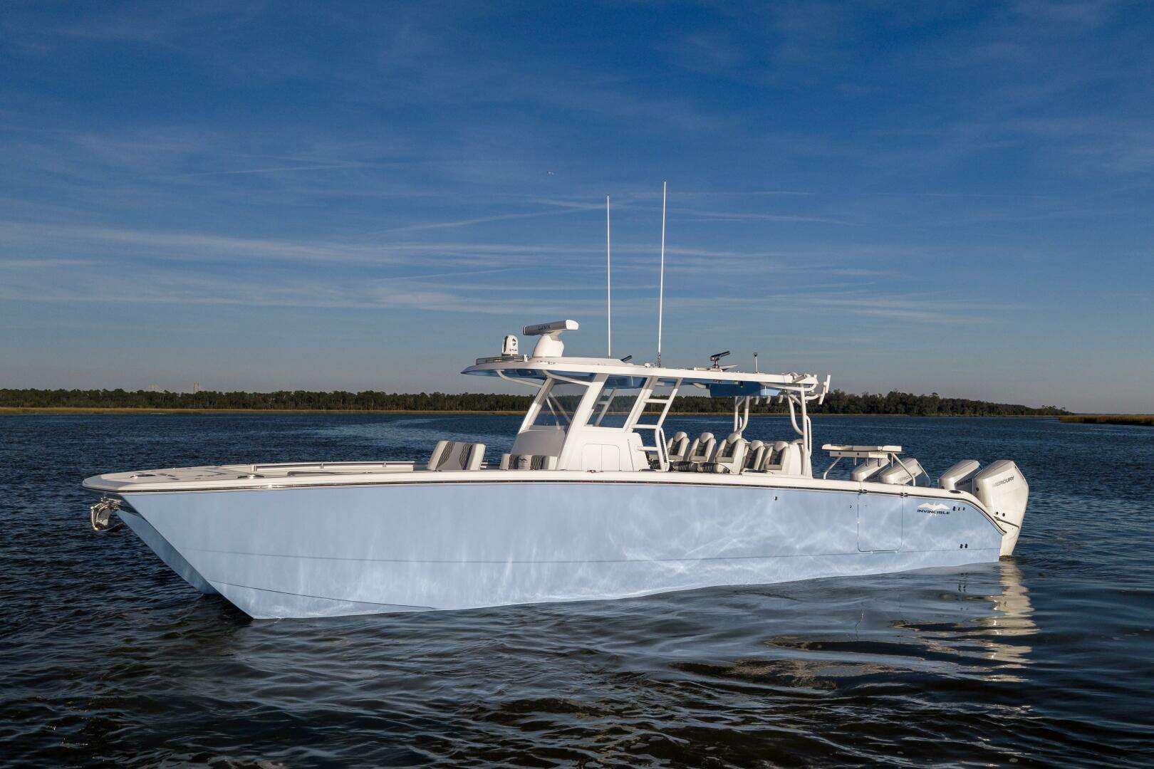 2024 Invincible 40 CAT - Image 11