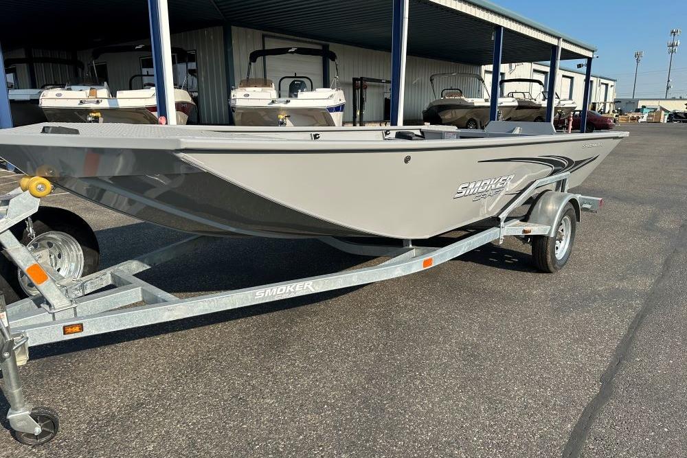 2025 Smoker Craft Sportsman 1660