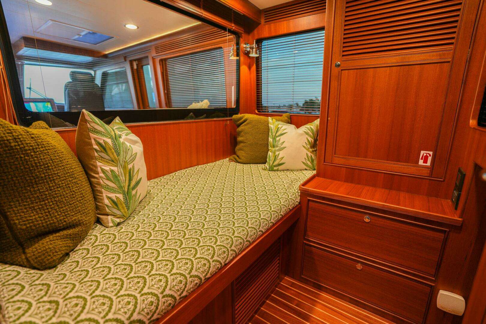 2025 Marlow Explorer 70E-CB - Image 45