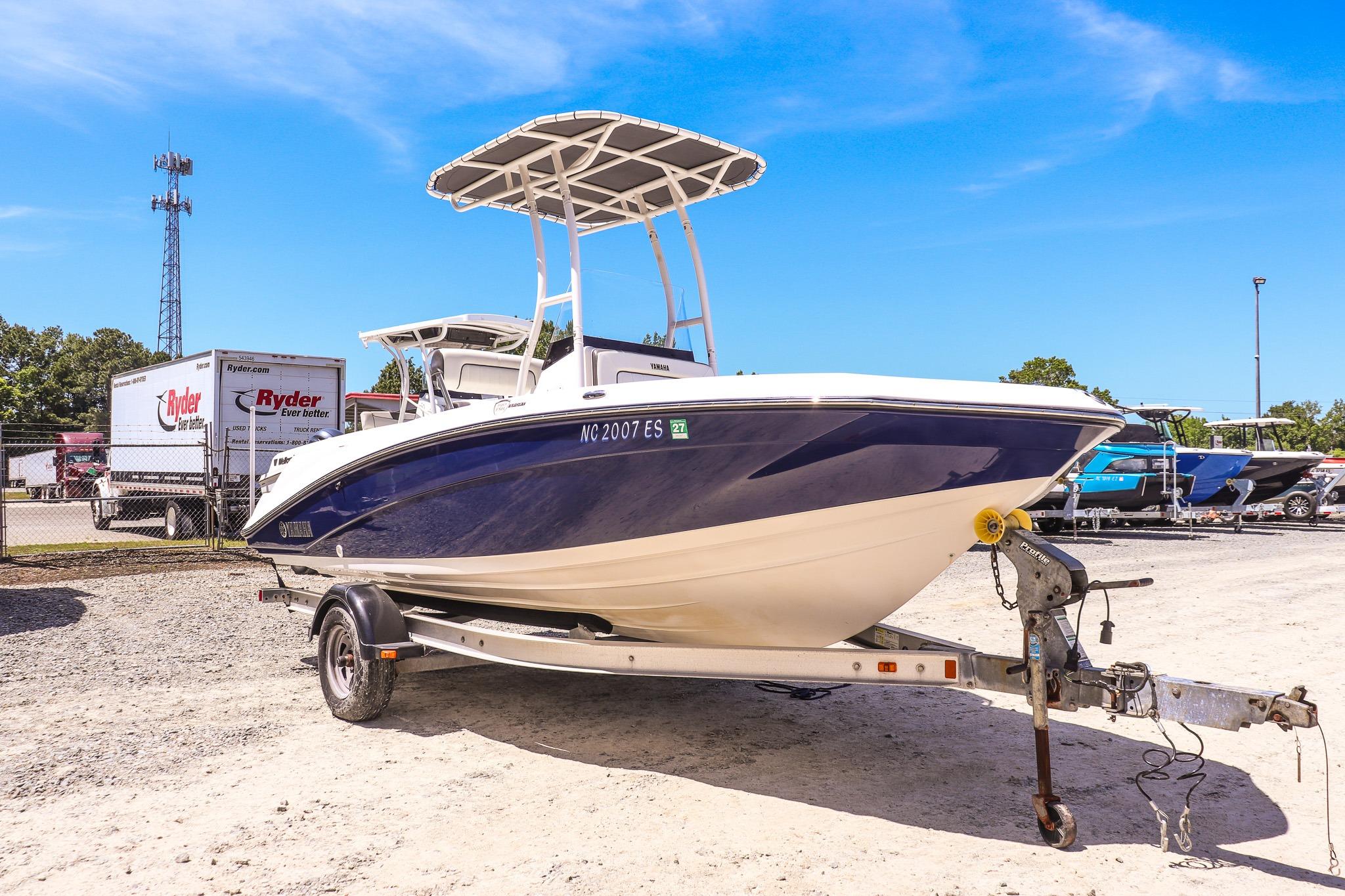 2017 Yamaha Boats 190 FSH Sport
