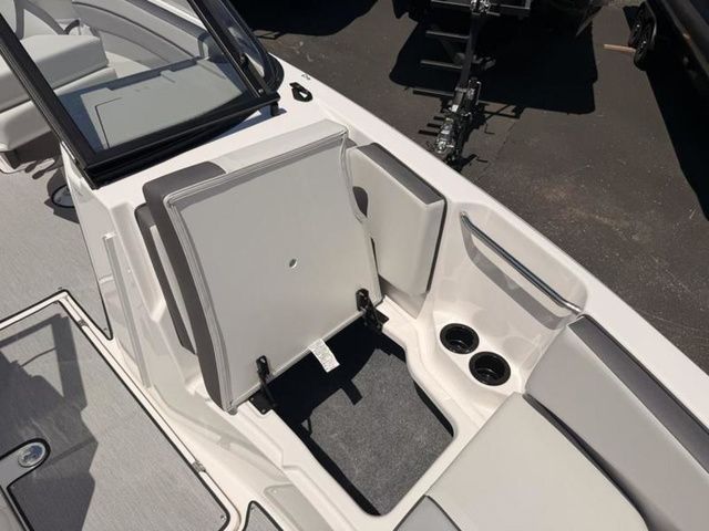 2026 Yamaha Boats SX220 - 30