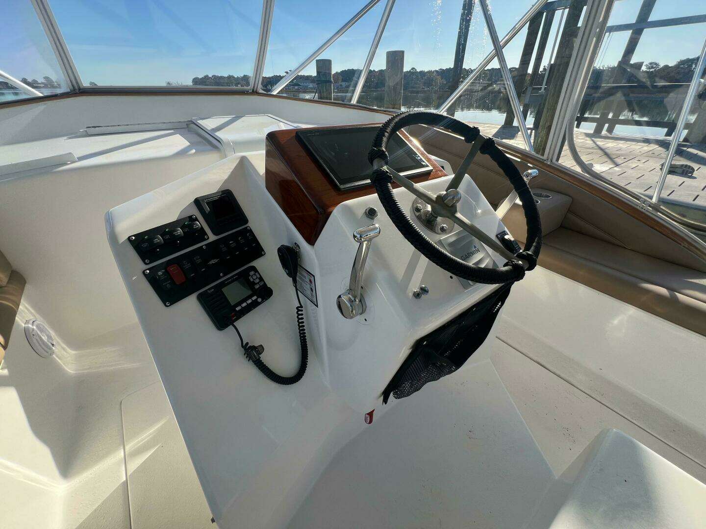 1998 Jersey Cape 36 Express - Image 15