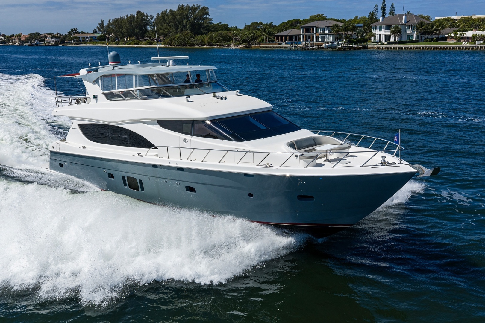 2013 Hatteras 80 Motor Yacht - Image 77