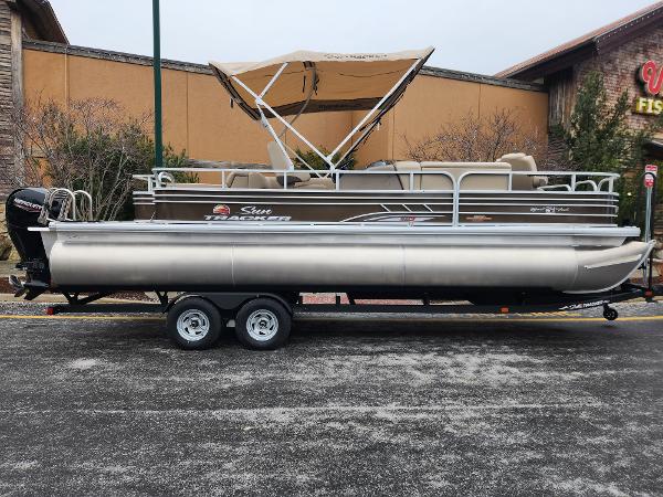 2023 Sun Tracker Sportfish 24 XP3