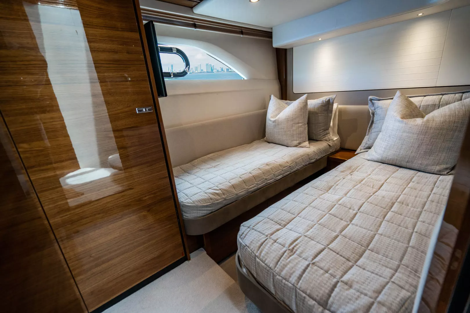 2018 Princess F62 - Image 80