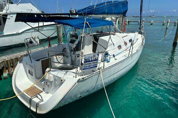 2007 Beneteau Oceanis Clipper 323