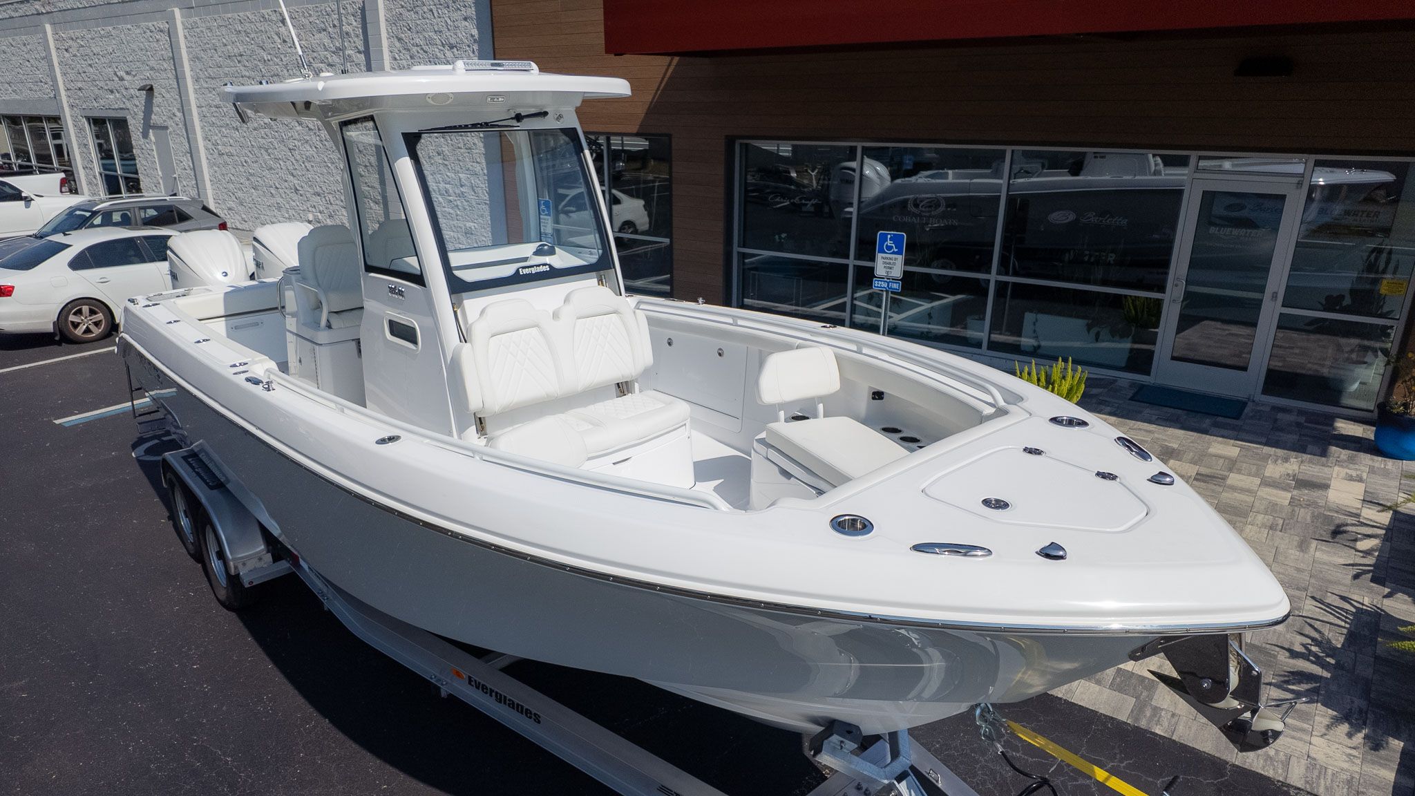 2026 Everglades 285 Center Console - 57