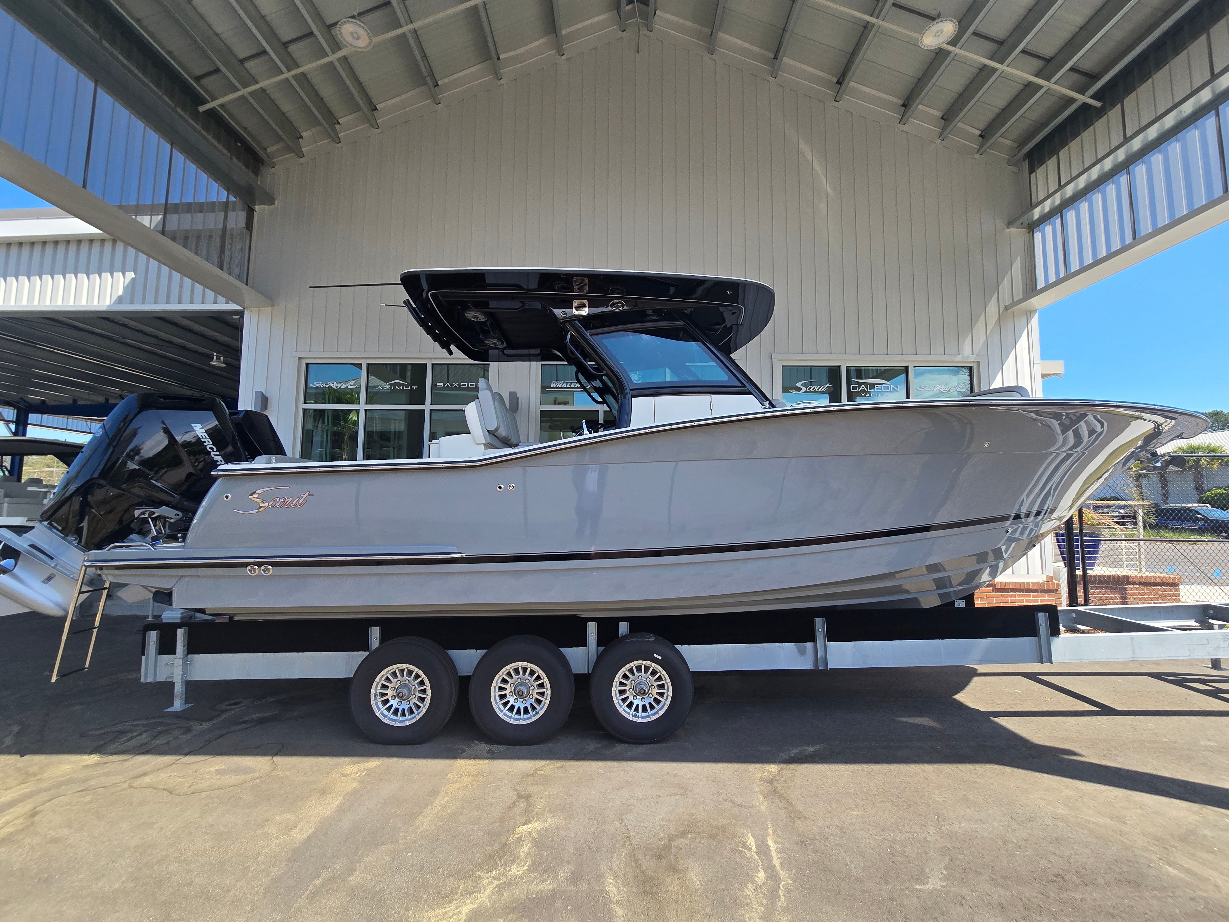 2026 Scout 305 LXF