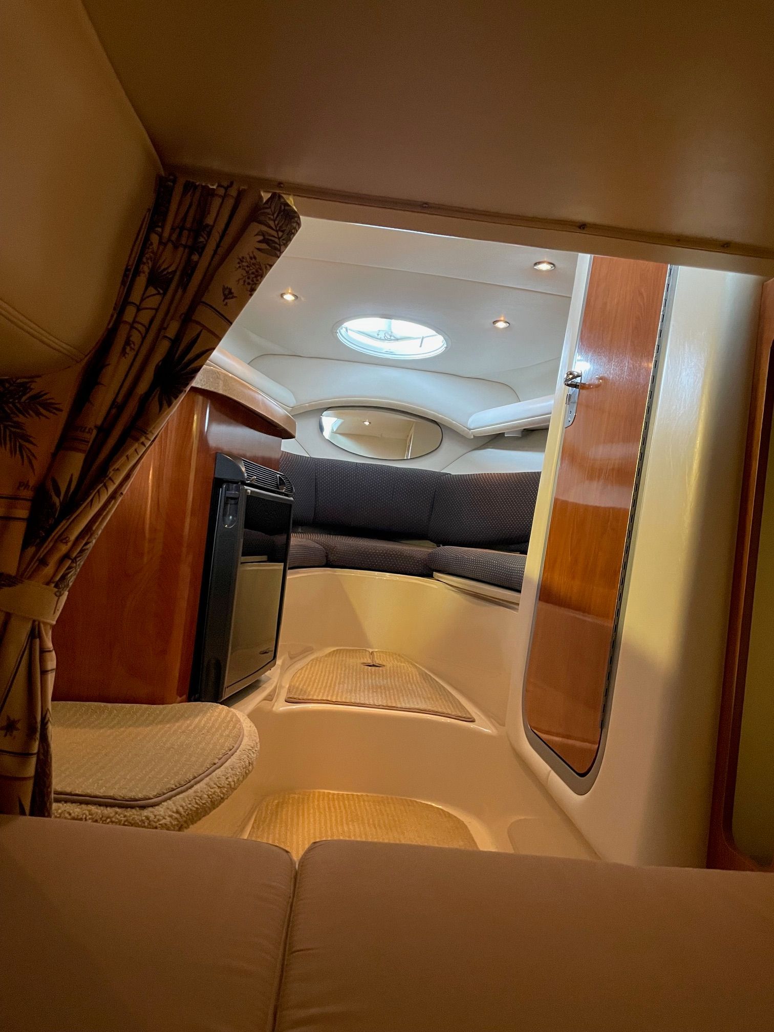 2004 Four Winns 248 Vista - 38