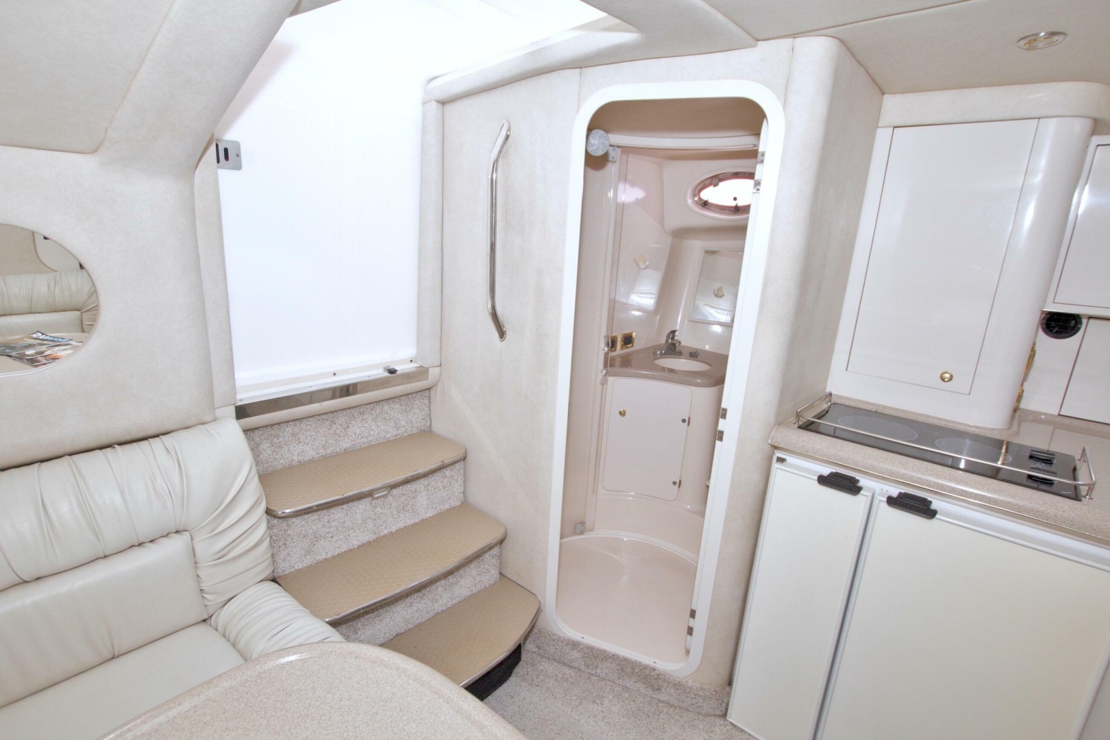 1997 Sea Ray 370 Express Cruiser - Image 44