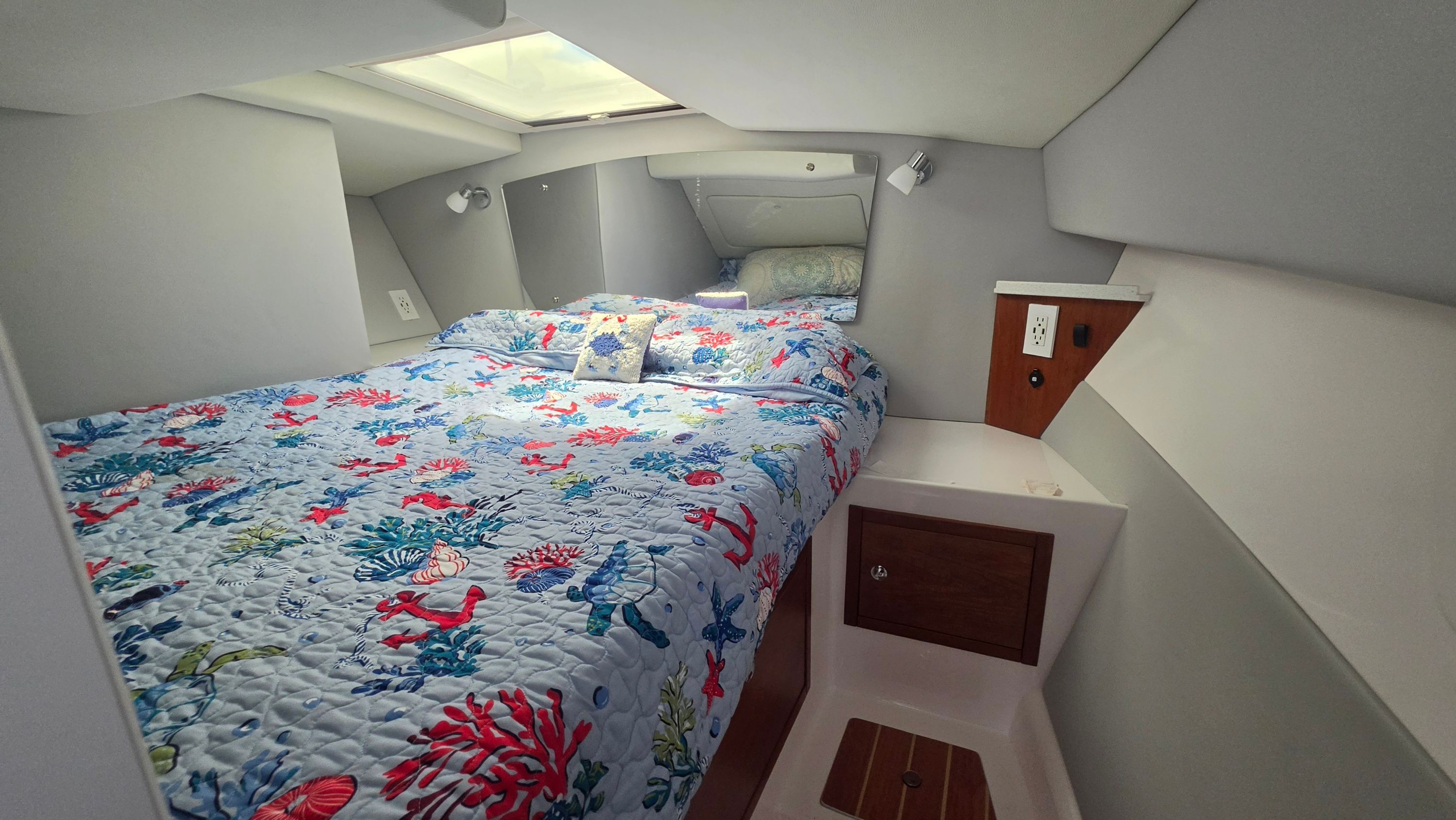 2021 ArrowCat 320 Coupe - 11