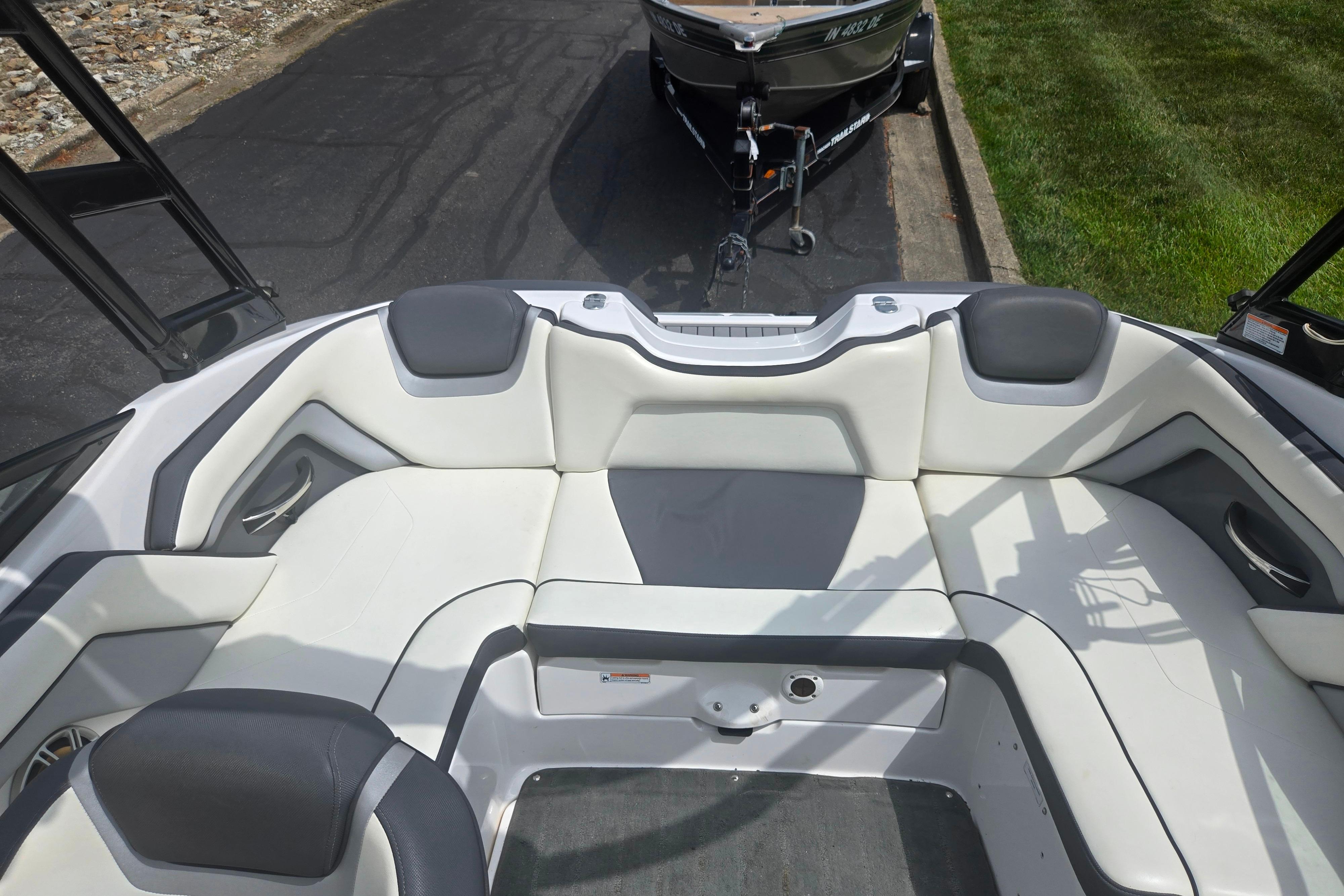 2016 Yamaha Boats AR192 interior with white cushioned seating.